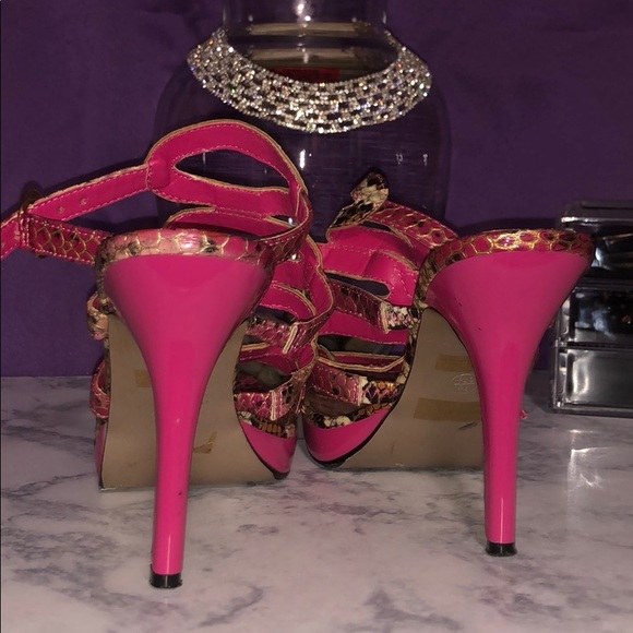 Pink multi color snake skin heels - Picture 4 of 6